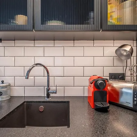 New Soho 13- Center Black & White Apartment Sofia
